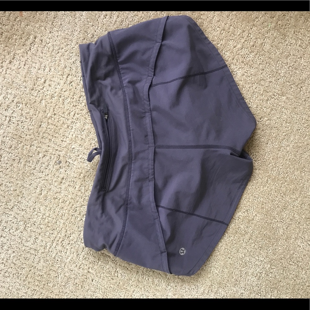 lululemon shorts - 2.5”